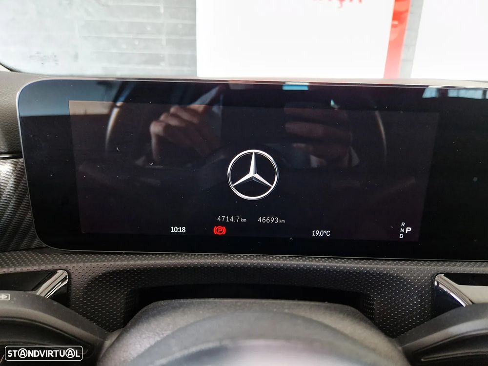 Mercedes-Benz A 250 e - 24