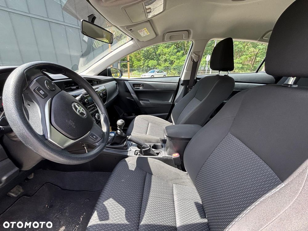 Toyota Corolla 1.33 Dual-VVT-i Cool - 10