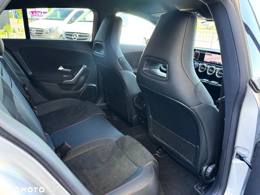 Mercedes-Benz CLA - 20