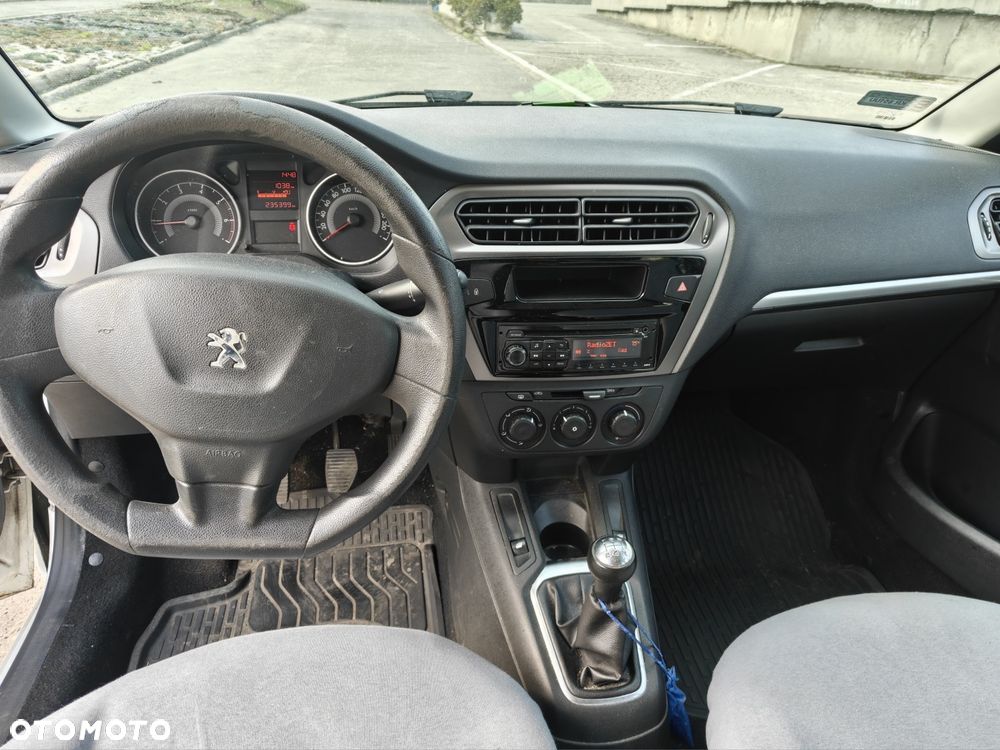 Peugeot 301 - 6