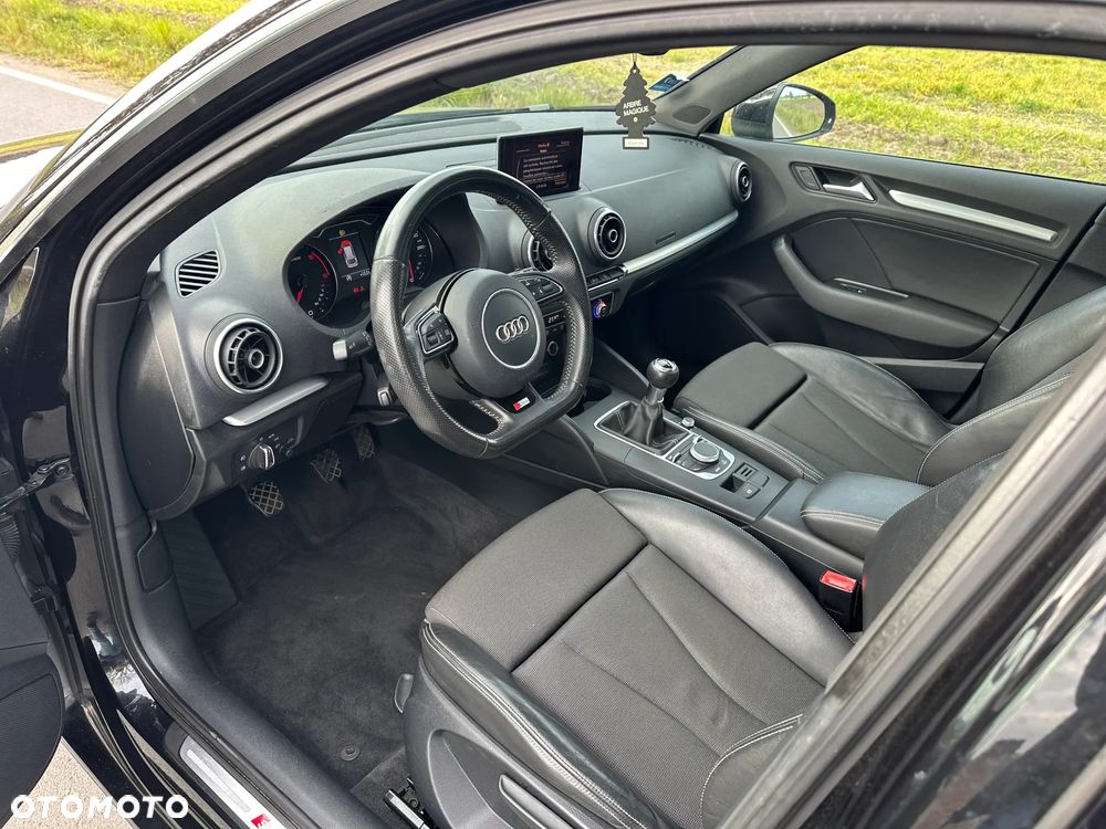 Audi A3 Sportback 2.0 TDI (clean diesel) S line Sportpaket - 12