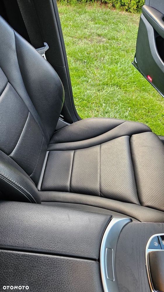 Mercedes-Benz GLC - 9