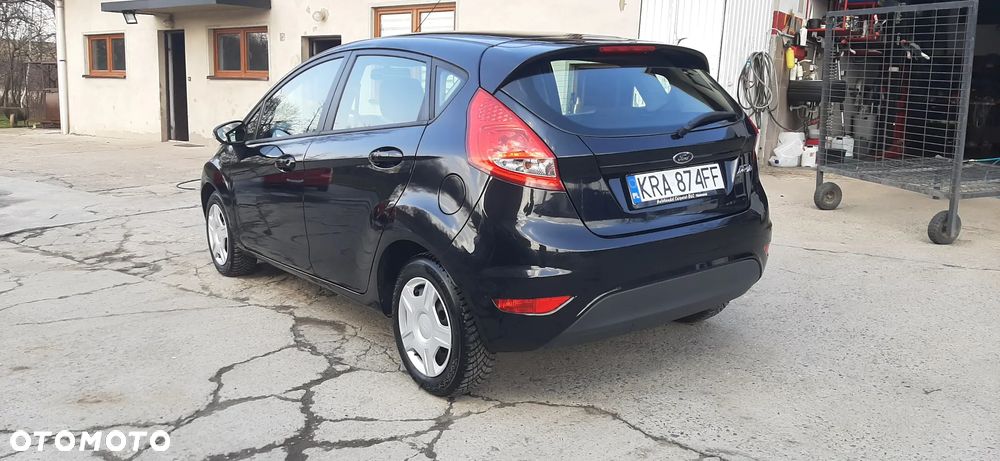 Ford Fiesta - 20