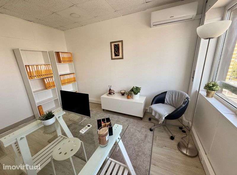 Arrenda-se Gabinete em Escritório Portela de Sacavém. - Grande imagem: 3/8