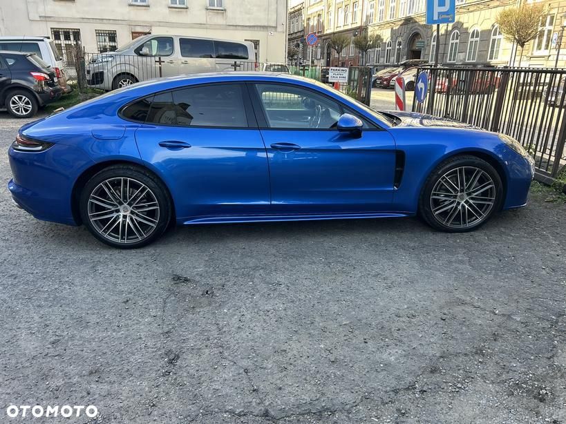 Porsche Panamera - 5