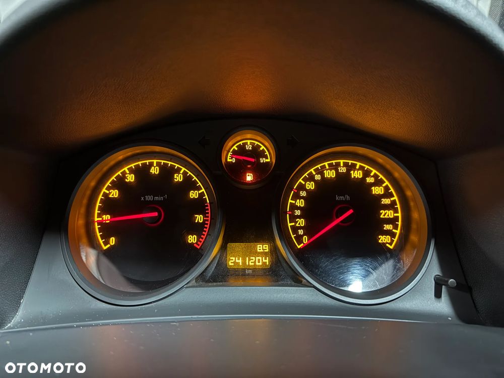 Opel Astra 1.6 - 10