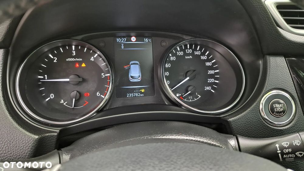 Nissan Qashqai 1.6 dCi Tekna S&S - 29