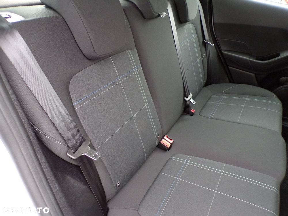 Ford Fiesta - 18