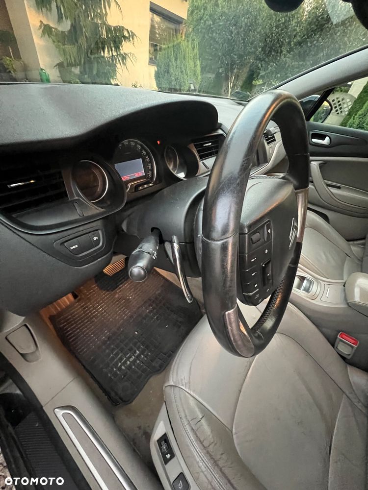 Citroën C5 3.0 HDi V6 Exclusive - 14