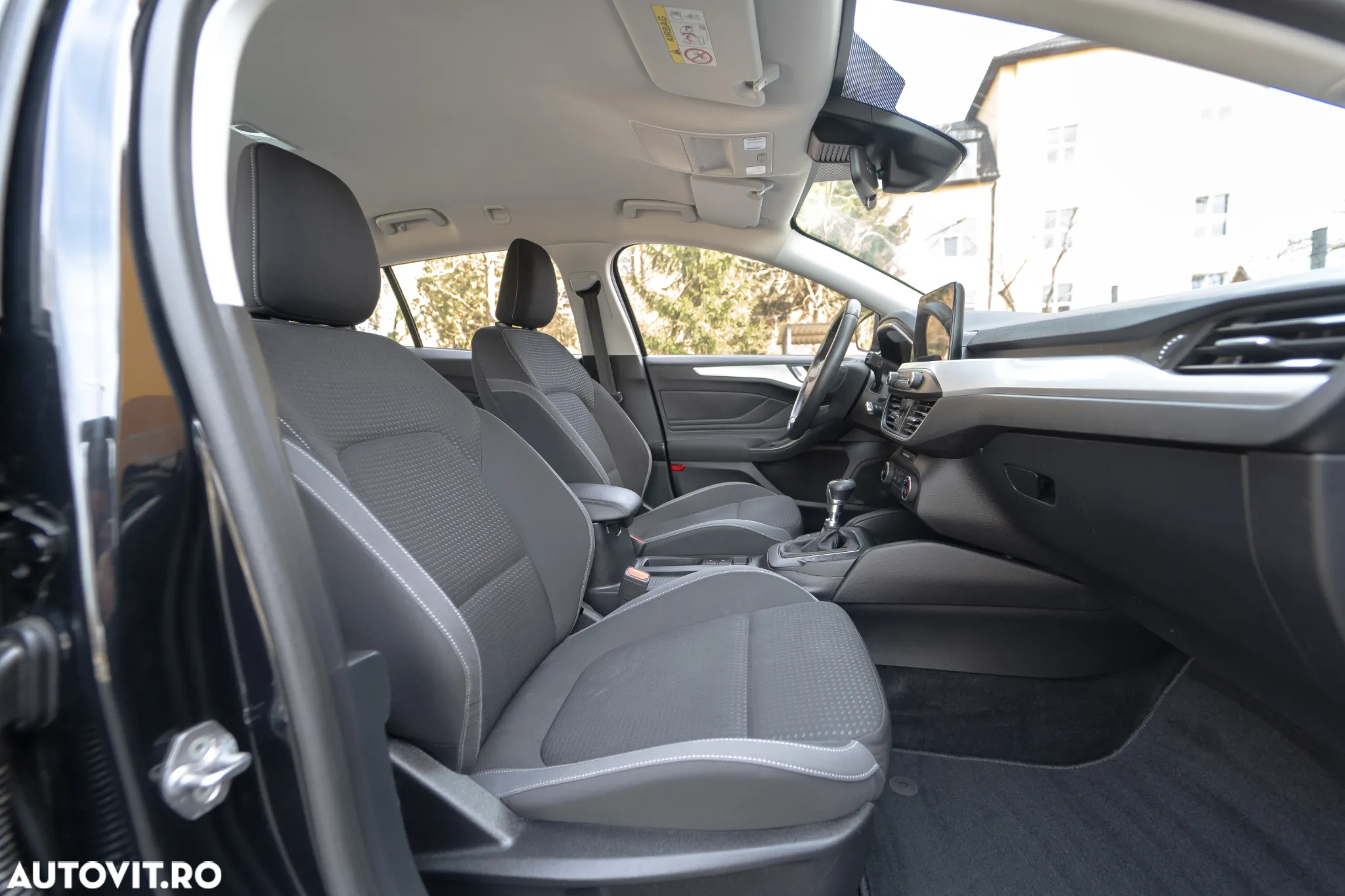 Ford Focus - 8