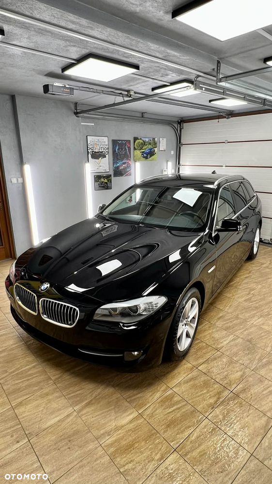 BMW Seria 5 530d xDrive Sport-Aut Modern Line - 13