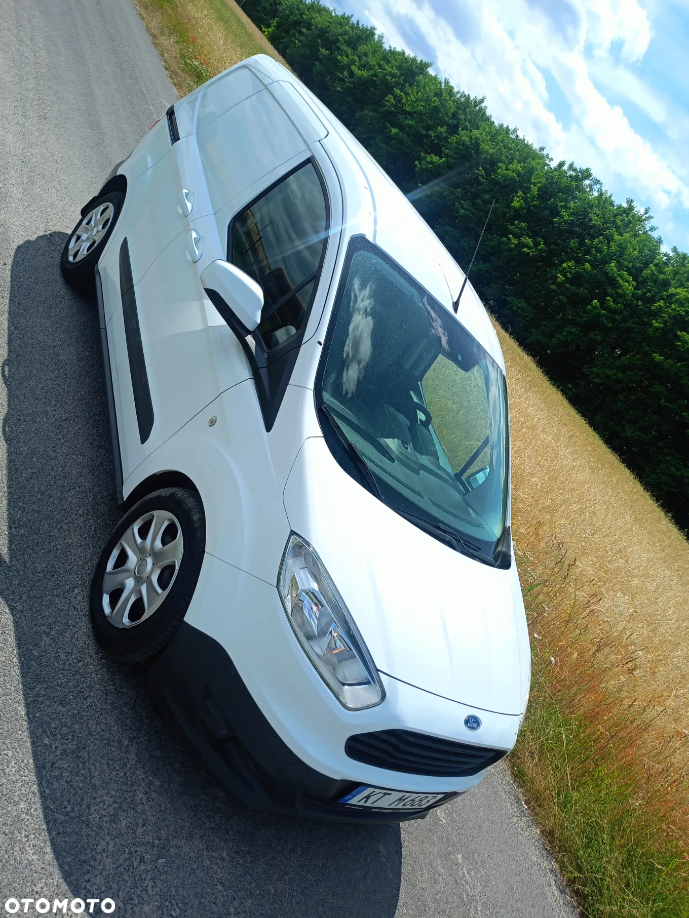 Ford courier - 11