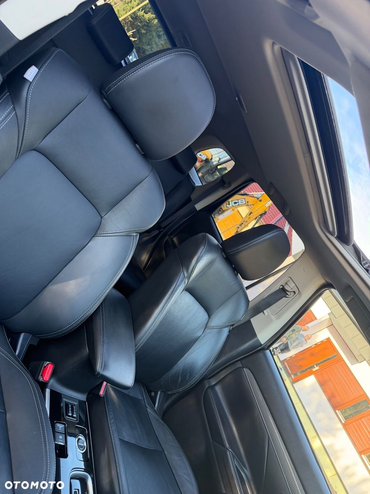 Mitsubishi Outlander 2.0 Instyle SDA 4WD CVT - 29