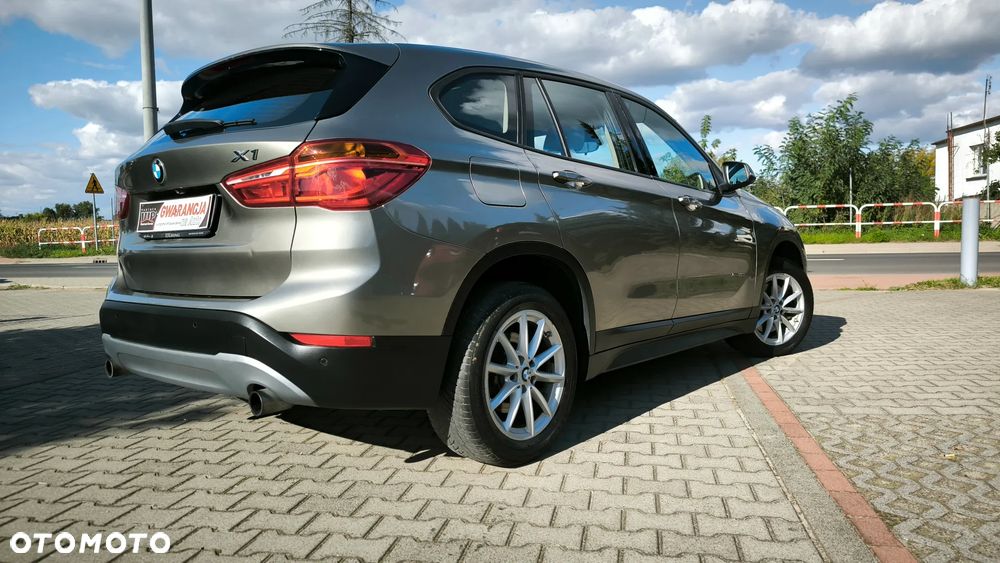 BMW X1 xDrive25d Advantage sport - 4