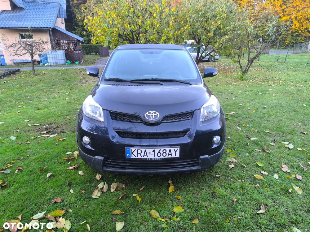 Toyota Urban Cruiser 1.4 D-4D Sol 4x4 - 3