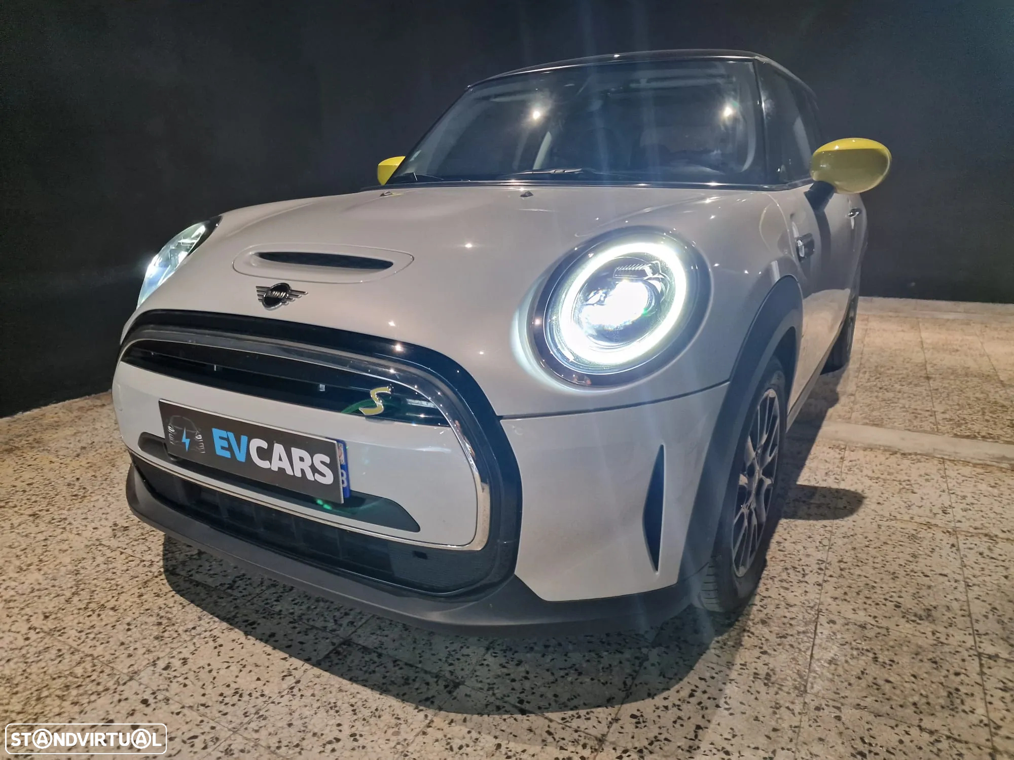 MINI 3 Portas Cooper SE Camden Edition - 20