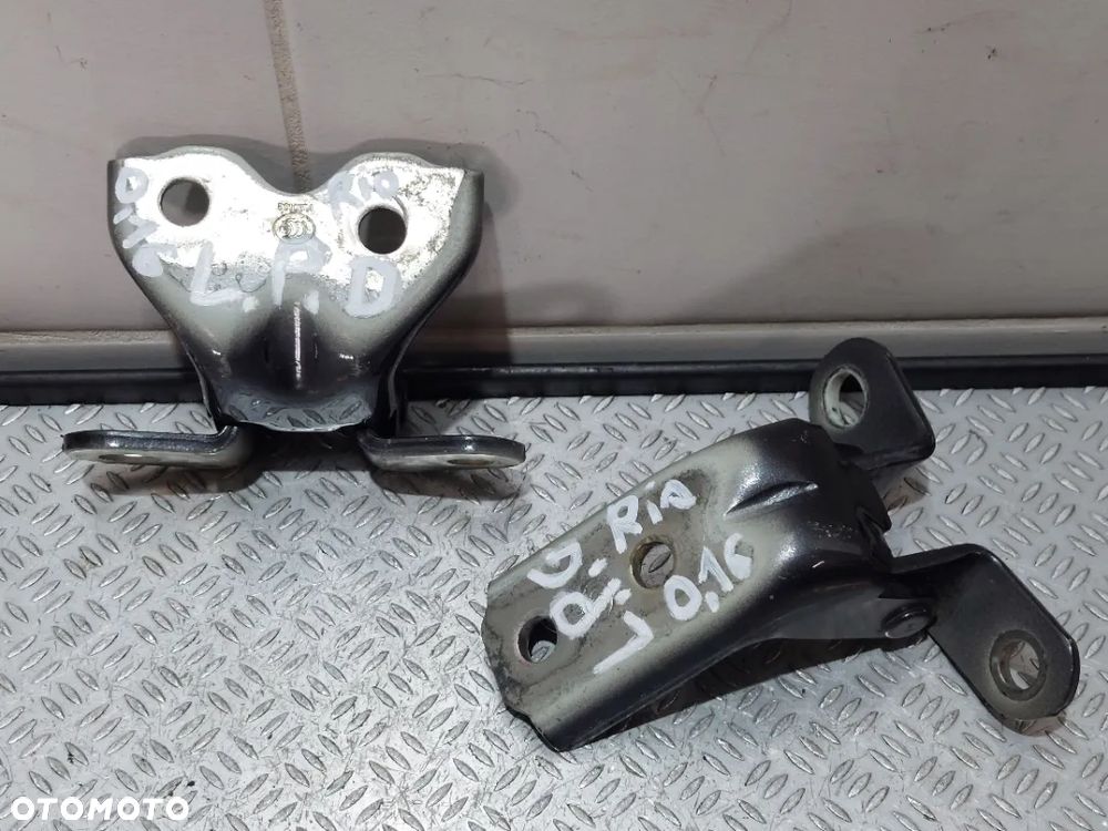 ZAWIASY DRZWI LEWY PRZÓD 5 DRZWI KIA RIO III 3 R2016