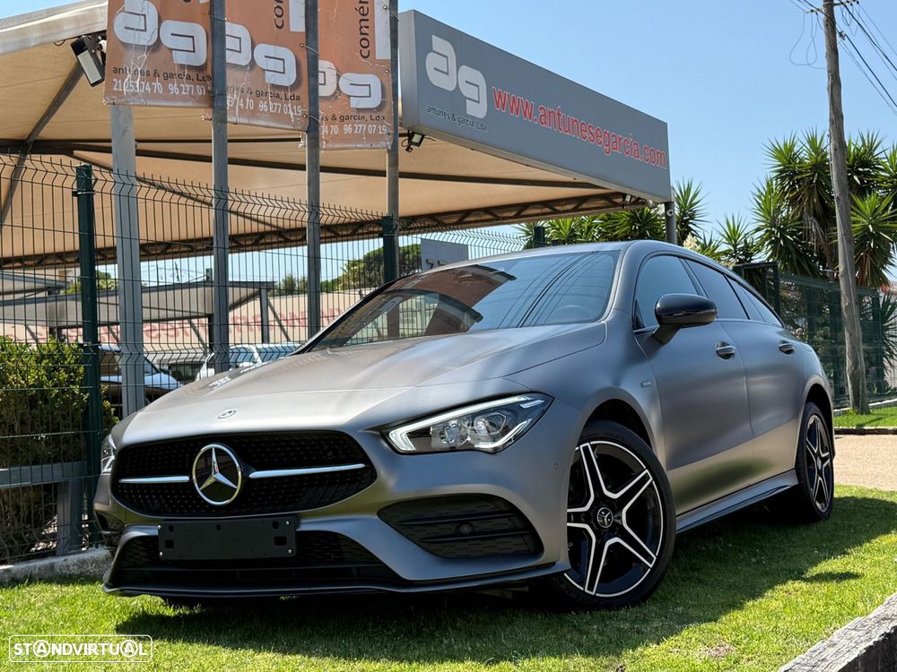 Mercedes-Benz CLA 250 e Shooting Brake AMG Line - 1
