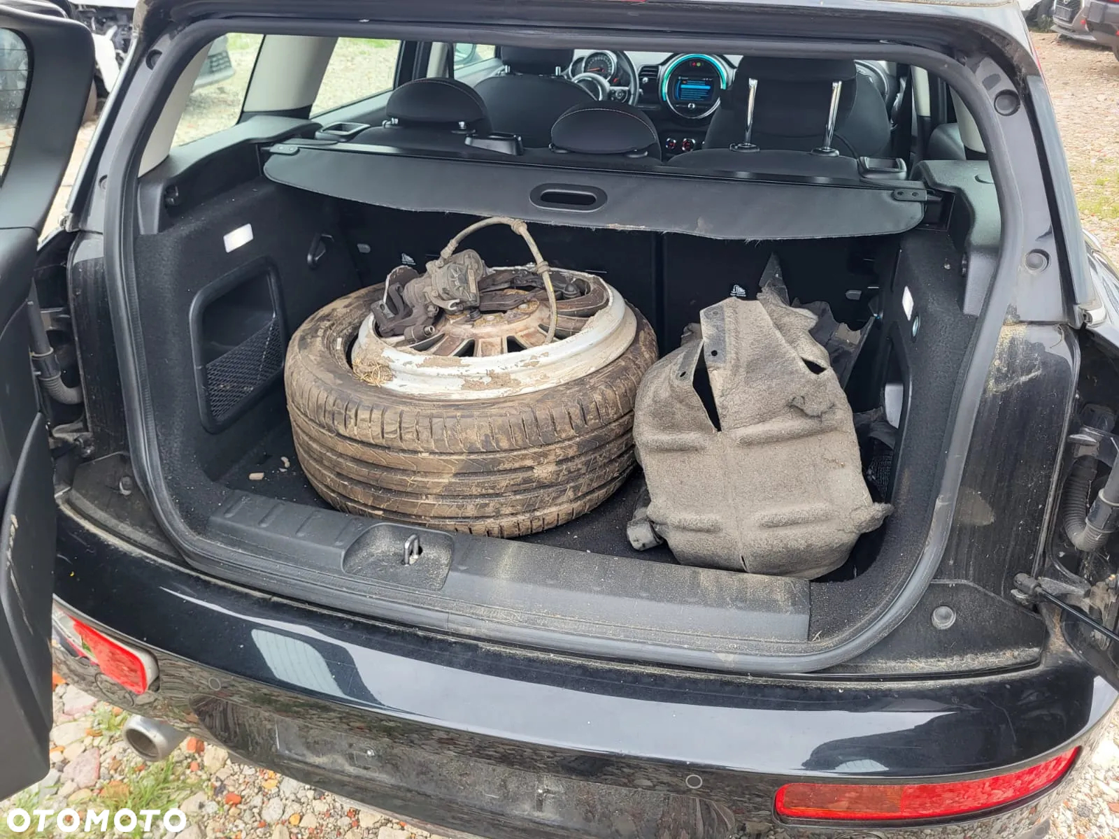 MINI Clubman Cooper Essential Trim - 9
