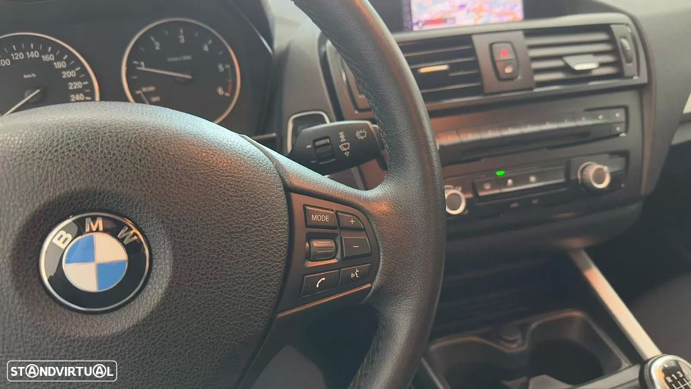 BMW 118 d Line Sport - 18