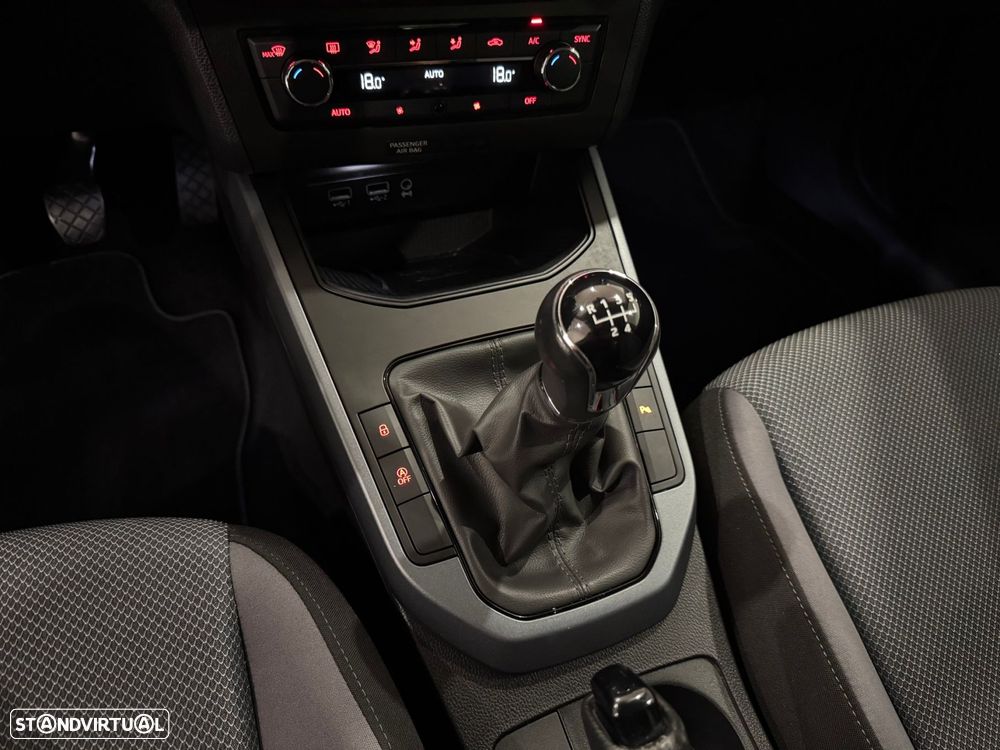 SEAT Arona 1.0 TSI Xcellence - 40