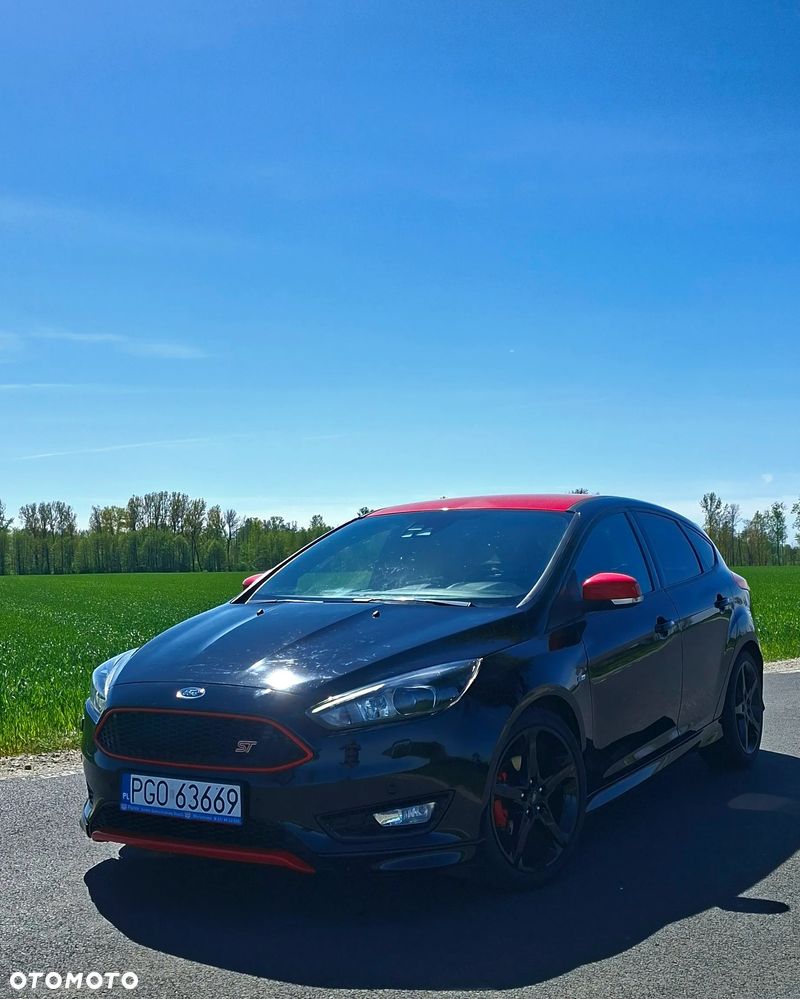 Ford Focus 1.0 EcoBoost ST-Line Red ASS - 1