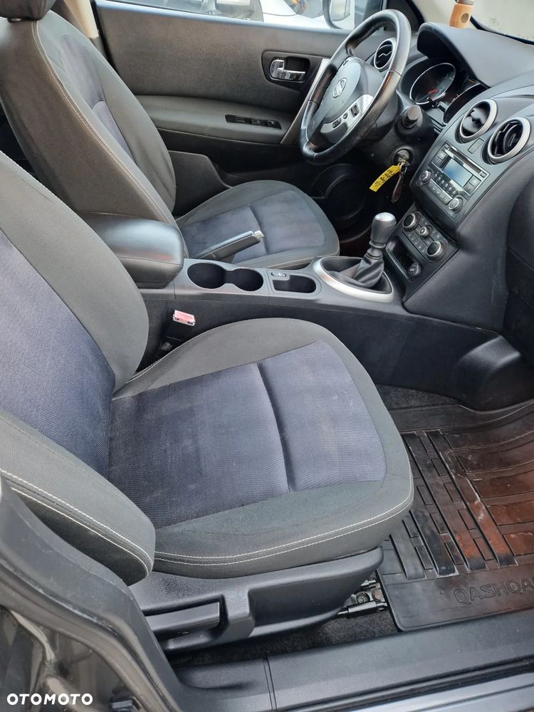 Nissan Qashqai 1.5 dCi DPF acenta - 39