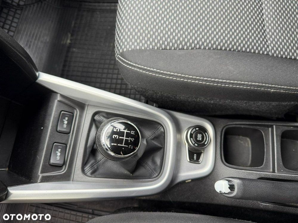 Suzuki Vitara - 23