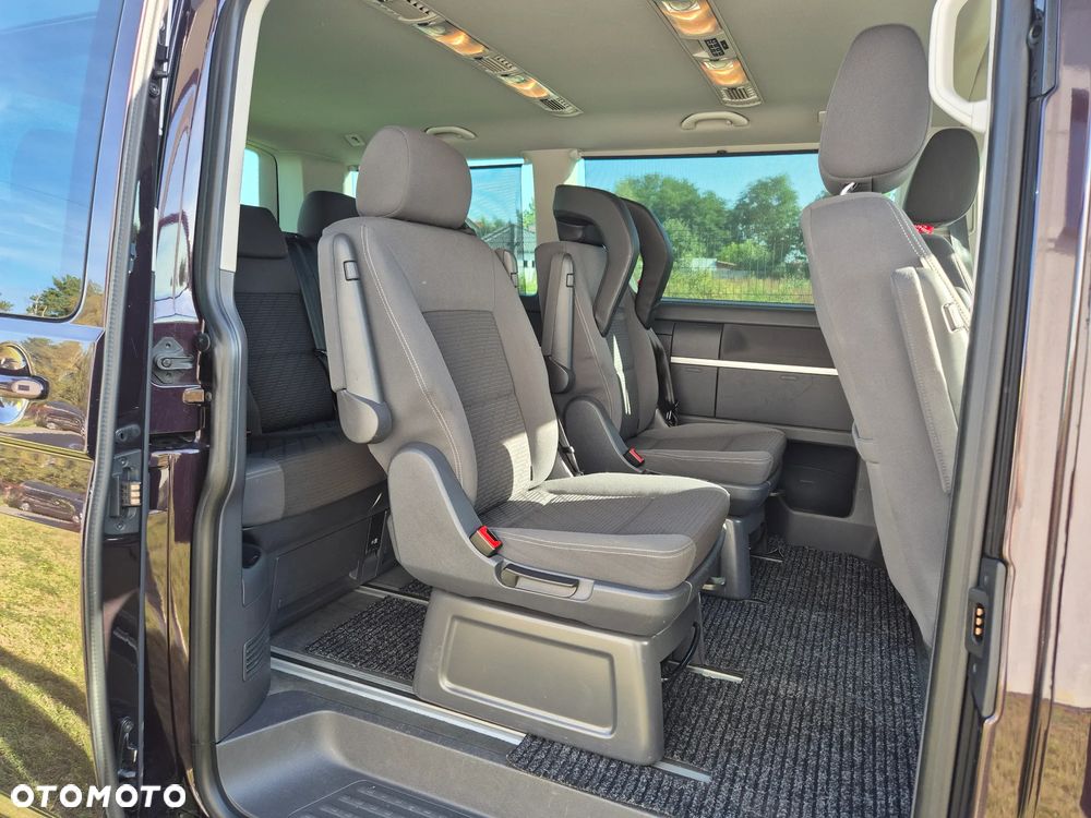 Volkswagen Multivan - 26