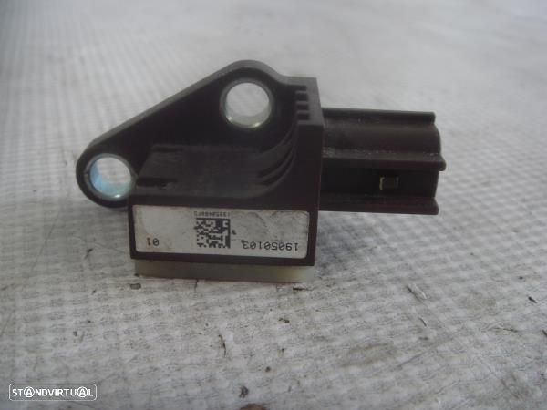 Sensor Airbag Volkswagen Passat (3C2) - 2