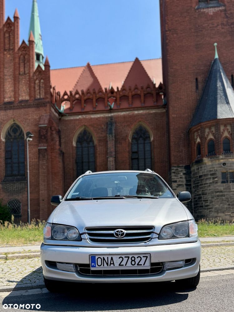 Toyota Picnic 2.2 TD - 5