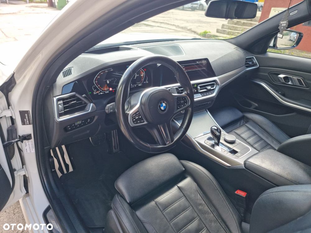 BMW Seria 3 320d xDrive M Sport Shadow - 6