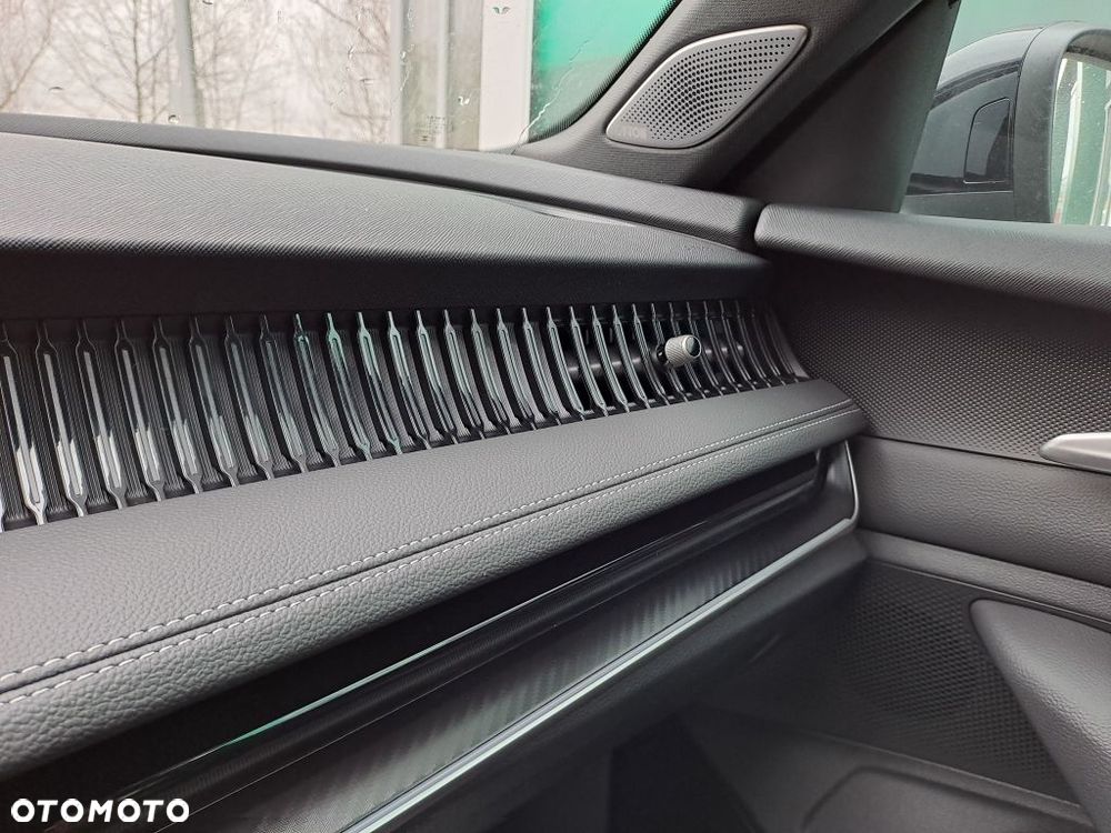 Skoda Superb 2.0 TDI SCR 4x4 Sportline DSG - 25
