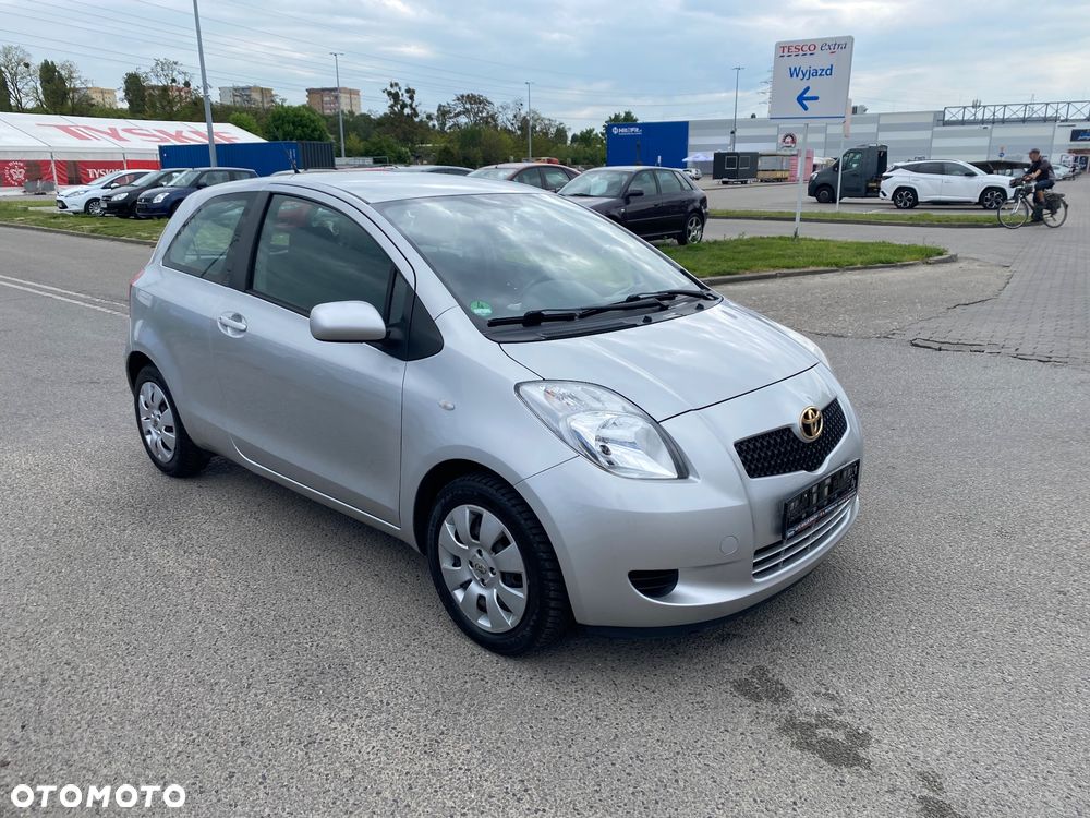 Toyota Yaris - 2