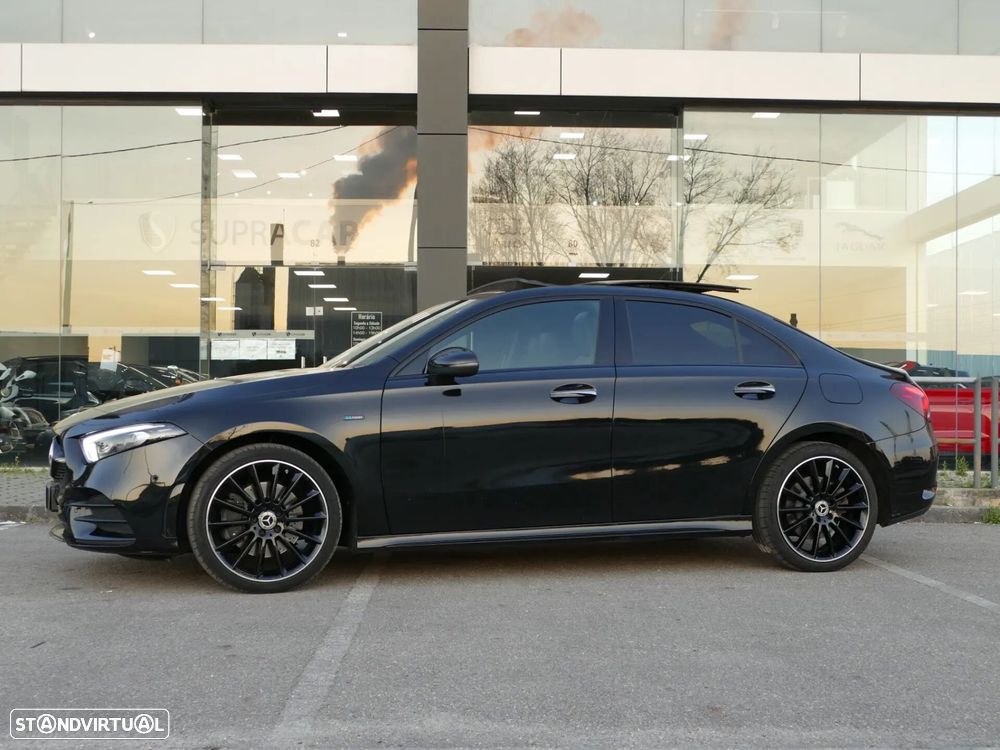 Mercedes-Benz A 250 Limousine e AMG Line - 42