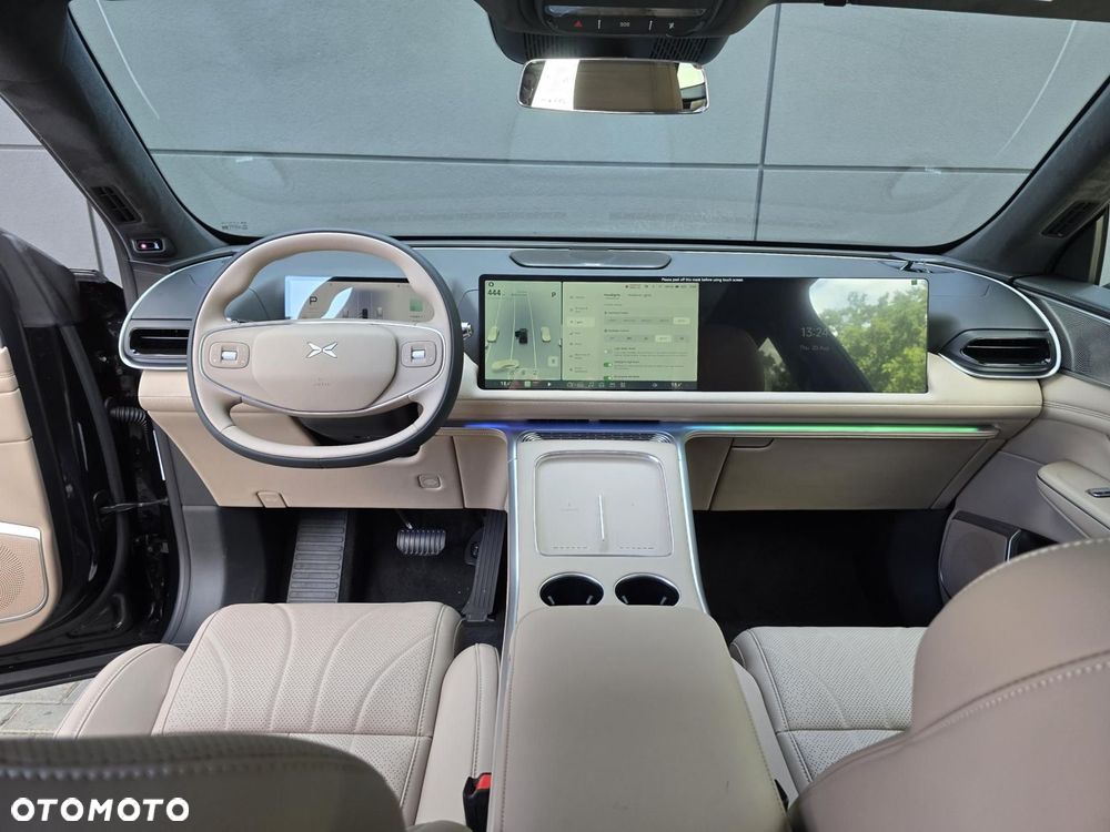 XPeng G9 94.6 kWh AWD Performance - 11