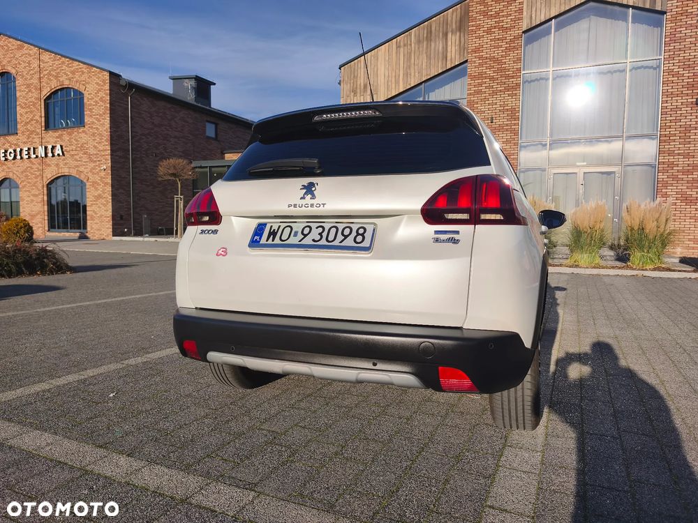 Peugeot 2008 PureTech 130 GPF Stop&Start Allure - 9