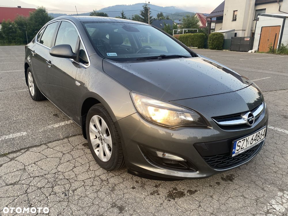 Opel Astra - 2