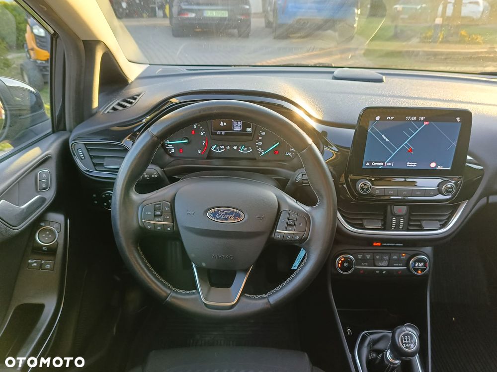 Ford Fiesta 1.0 EcoBoost S&S TITANIUM - 9