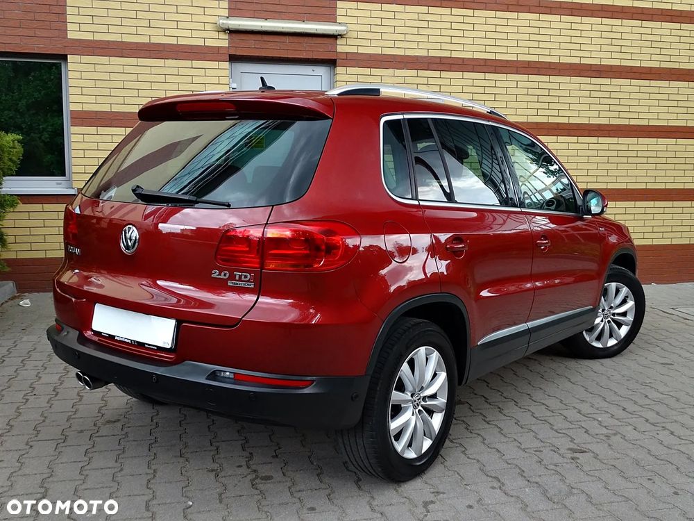 Volkswagen Tiguan 2.0 TDI DPF 4Motion BlueMotion Technology Sport & Style - 4
