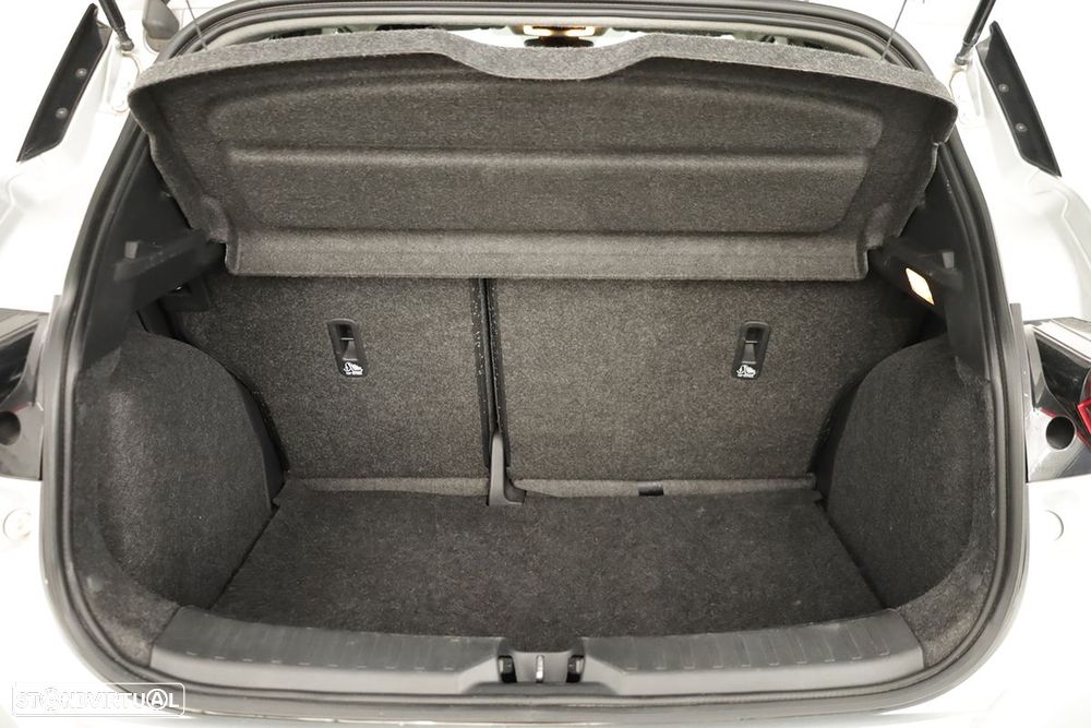 Nissan Micra 1.0 IG-T Tekna CVT - 23