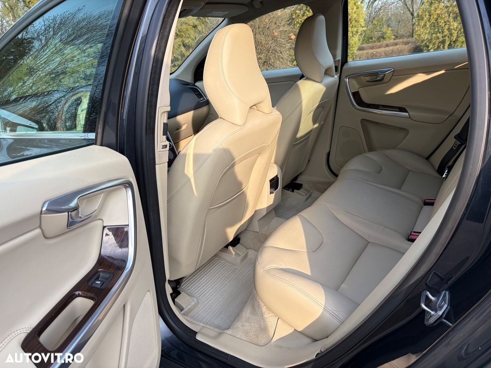 Volvo XC 60 D4AWD Start-Stop Summum - 7
