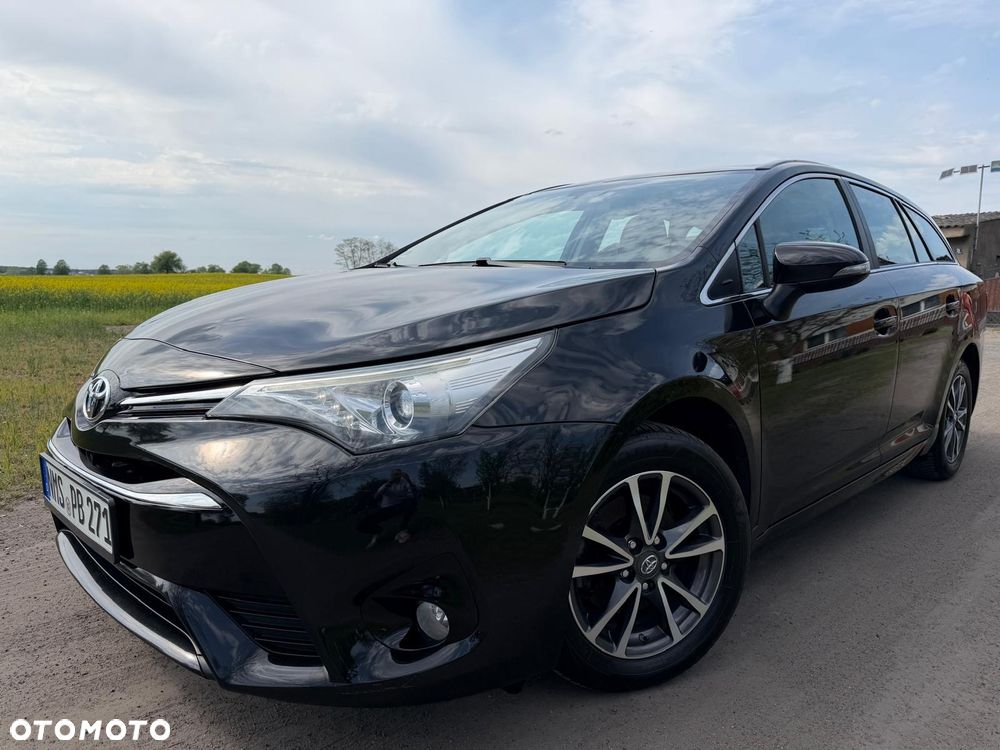 Toyota Avensis 1.8 Premium EU5 - 31