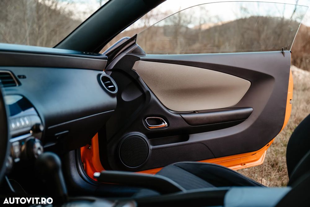 Chevrolet Camaro - 28