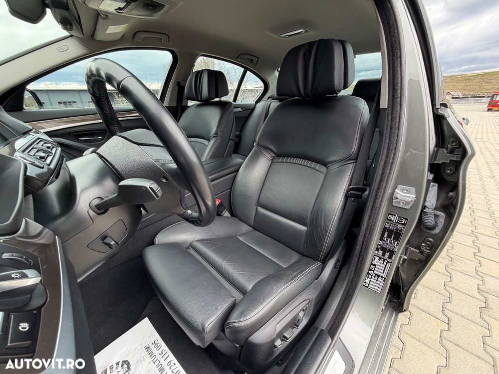 BMW Seria 5 520d xDrive Aut. Modern Line - 22