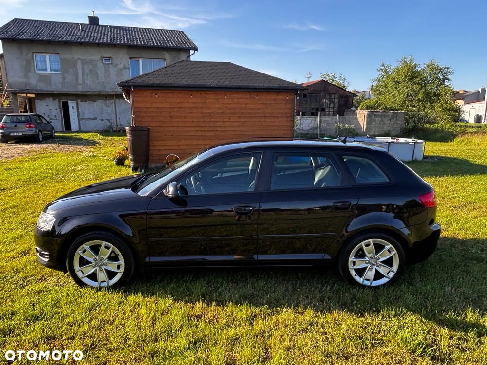 Audi A3 Sportback 2.0 TDI Ambition - 4