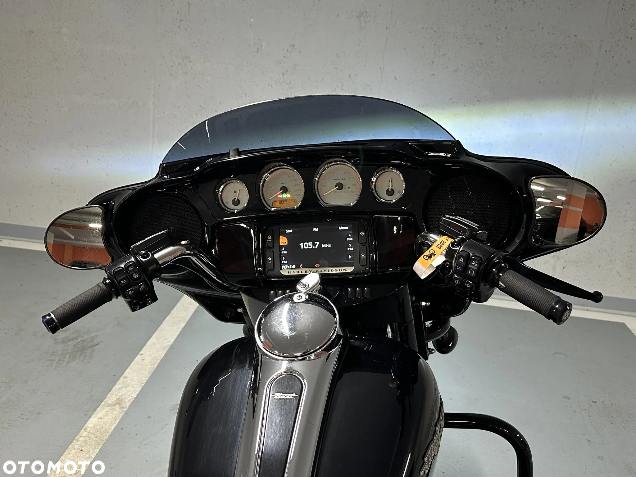 Harley-Davidson Touring Street Glide - 7