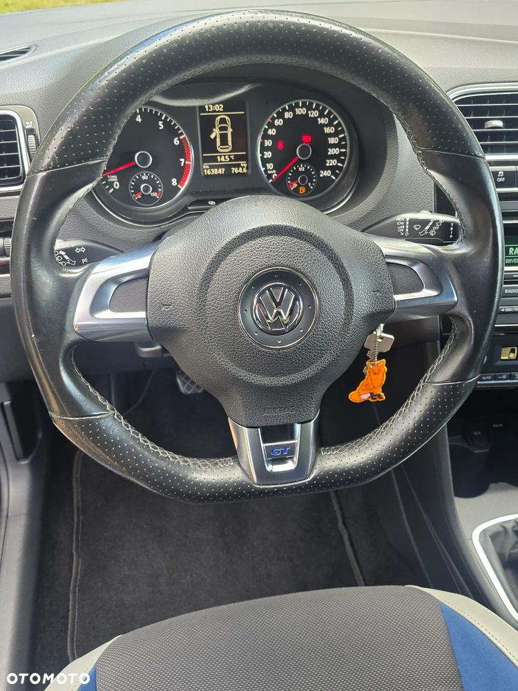Volkswagen Polo - 13
