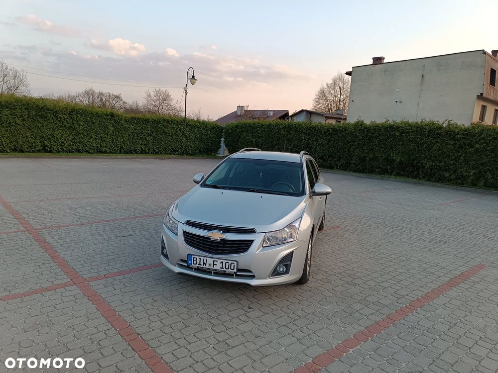 Chevrolet Cruze 1.6 LT+ - 2