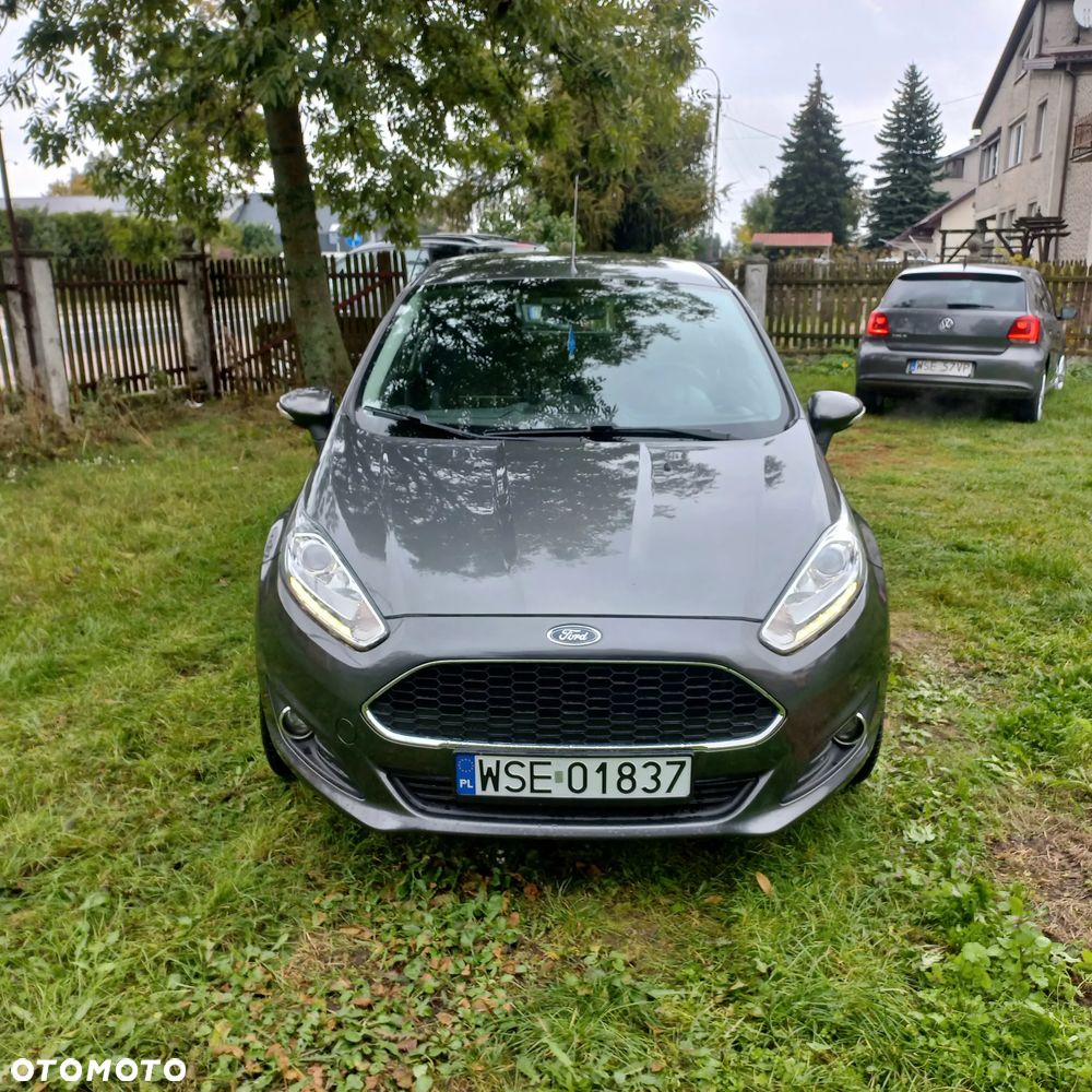 Ford Fiesta 1.25 Celebration - 16